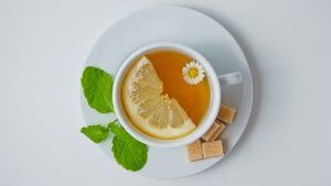 Chá de casca de laranja é ótimo aliado da saúde; conheça os benefícios