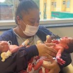 Em caso chocante, brasileira deu à luz trigêmeos apenas dez meses depois de ser mãe de gêmeos; antes dos cinco bebês, ela já tinha outras três crianças