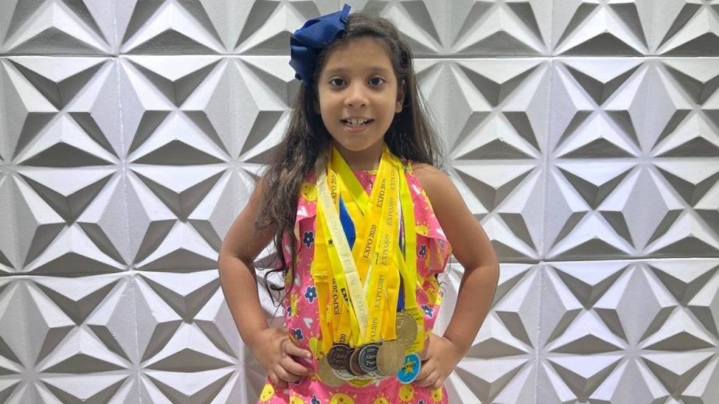 3 crianças superdotadas brasileiras: Nicolle de Paula Peixoto