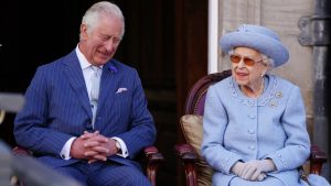 Com o falecimento da rainha Elizabeth II, Charles já é considerado rei e fez seu primeiro anúncio oficial, lamentando a morte da mãe