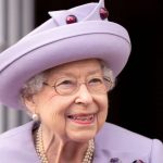 Rainha Elizabeth II, de 96 anos, está sob supervisão médica