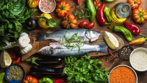 Baseada na vida dos moradores das regiões banhadas pelo Mar Mediterrâneo, dieta está associada à saúde cardiovascular e à longevidade!