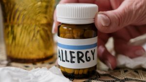 Pesquisadores descobriram que pessoas com alergias, principalmente alimentares, têm menor quantidade de proteína receptora do vírus
