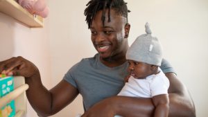 Segundo estudo, pais com seu primeiro filho têm, principalmente, visão e compreensão social afetadas pelo encolhimento do cérebro
