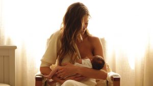 Renata Kuerten apresenta a filha recém-nascida, Lorena - Fotos: Ita Mazzutti