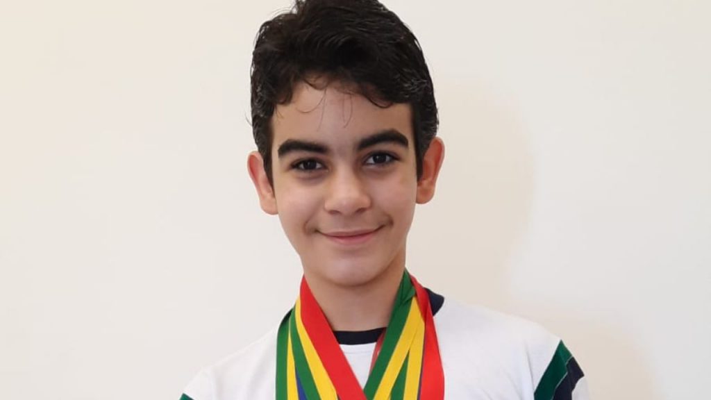 Superdotado! Com apenas 14 anos, Caio Temponi passa novamente para medicina