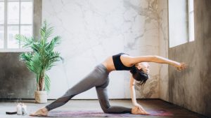 Plena saúde: quais são os benefícios físicos e mentais do yoga?