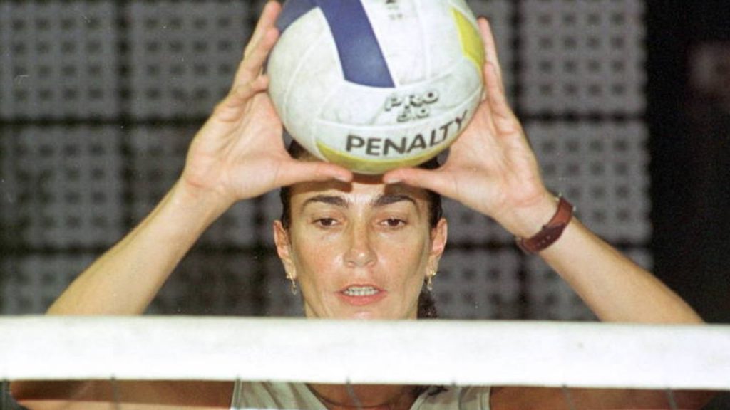 Fez história: relembre a carreira de Isabel Salgado no vôlei brasileiro