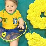 Primeira Copa do Mundo! Com comemoração temática, Chiara, filha de Edson Celulari, completa 9 meses