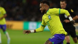 Esforço máximo: no Catar, Neymar faz tratamento em três períodos em busca da recuperação
