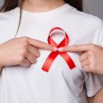 Mês de prevenção e combate à Aids: rotinas estabelecidas após descoberta do HIV apoiaram protocolos de segurança de dentistas durante pandemia