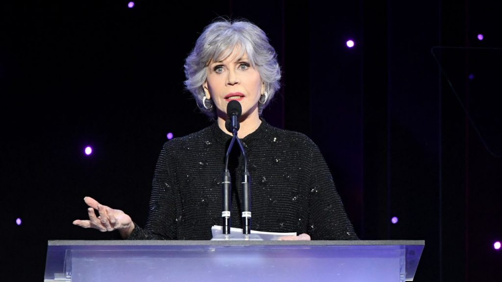Otimista, Jane Fonda afirma que o câncer está em remissão: "Me sentindo tão abençoada"