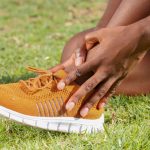 Inchaço nos pés e tornozelos: quais as principais causas?