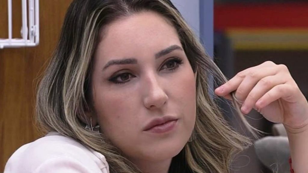 Tricotilomania: entenda a condição que faz Amanda, do BBB23, arrancar os fios de cabelo