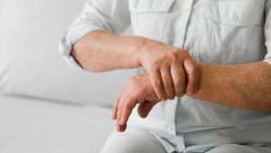 Sofre com “dores nas juntas”? As particularidades das doenças osteoarticulares